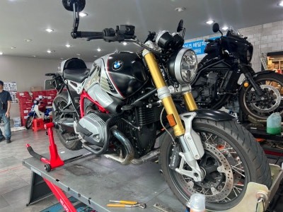 [천안오토바이타이어] BMW R9T 타이어 교체 관련 사진 3
