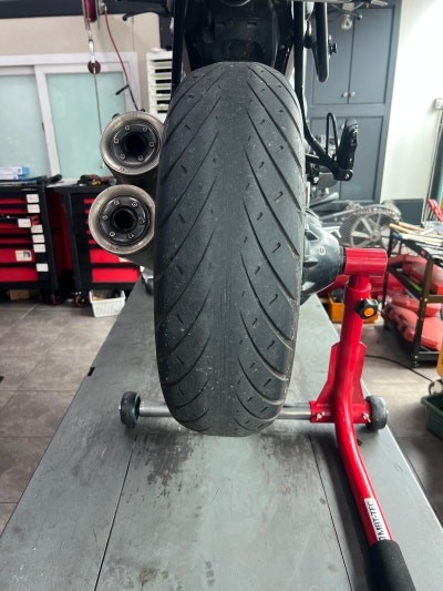 [천안오토바이타이어] BMW R9T 타이어 교체 관련 사진 4