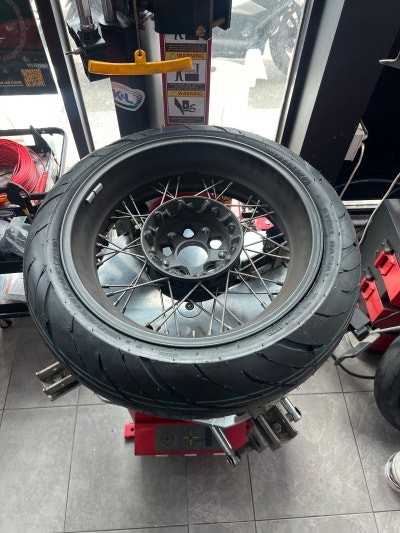 [천안오토바이타이어] BMW R9T 타이어 교체 관련 사진 8