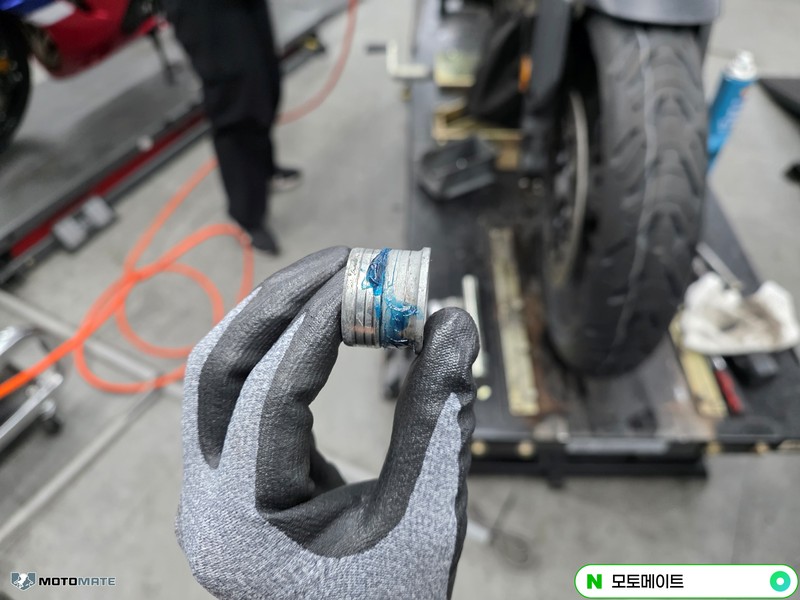 혼다 CB1000R 3만점검 엔진오일, 타이어, 에어필터,점화플러그, 체인, 대, 소기어 교환 관련 사진 14