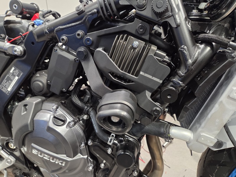 스즈키매장 GSX8R 신차출고│옵션 장착부터 꼼꼼한 작업까지 스즈키인천점 관련 사진 10