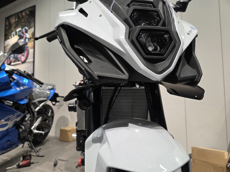 스즈키매장 GSX8R 신차출고│옵션 장착부터 꼼꼼한 작업까지 스즈키인천점 관련 사진 8