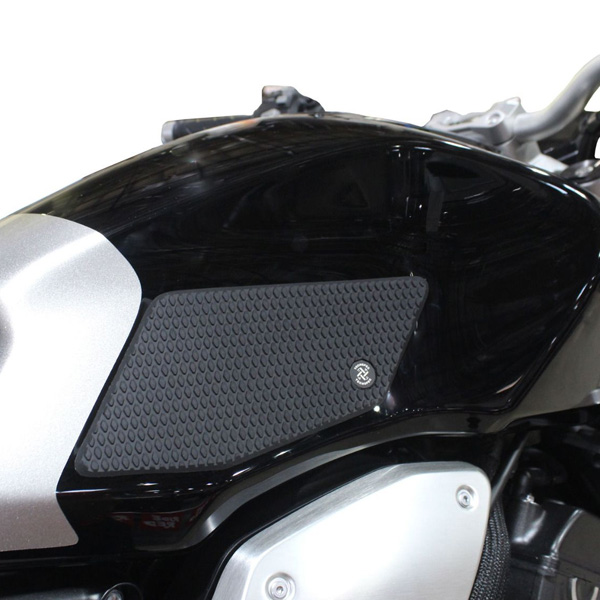 테크스펙  혼다 CB1000R 18이상 니그립패드