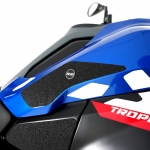R&G BMW R1300GS 23이상 니그립패드 EZRG135BL