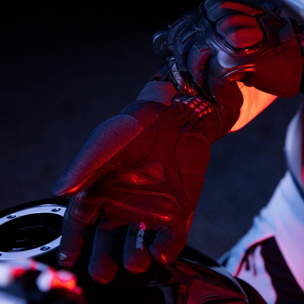 spd_pdp_nkdh2outgloves4_153128.jpg