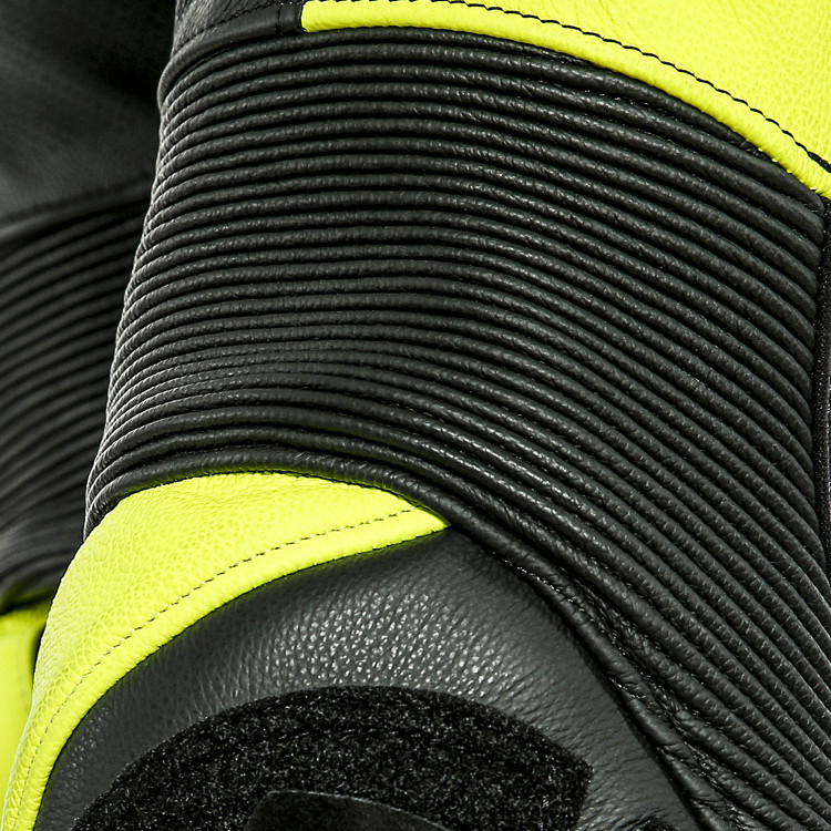 elasticated-inserts_materiali_dainese_224117.jpg elasticated-inserts_materiali_dainese_224117.jpg