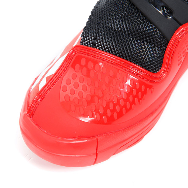 comp-kid-black-redimagenumber5_170437.jpg