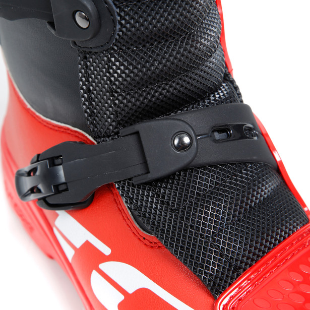comp-kid-black-redimagenumber8_170439.jpg