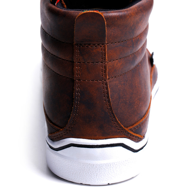 street-3-wp-brown-whiteimagenumber6_113944.jpg street-3-wp-brown-whiteimagenumber6_113944.jpg
