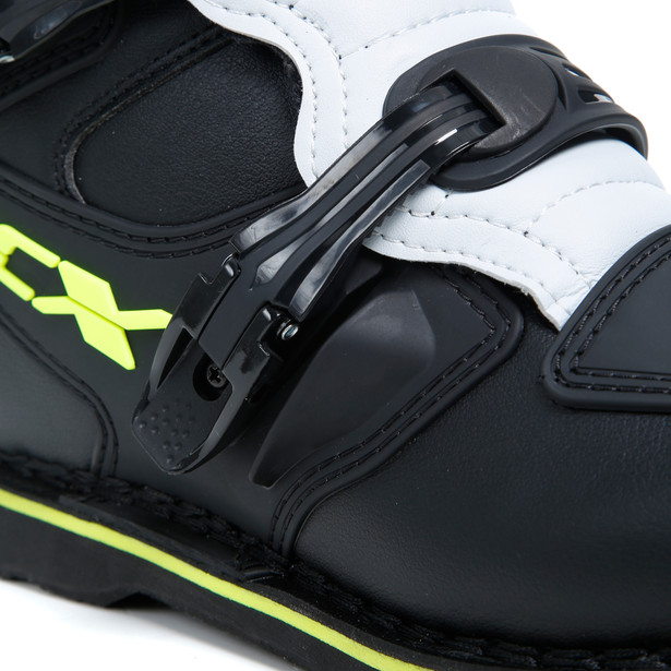 x-blast-black-white-fluo-yellowimagenumber5_152142.jpg