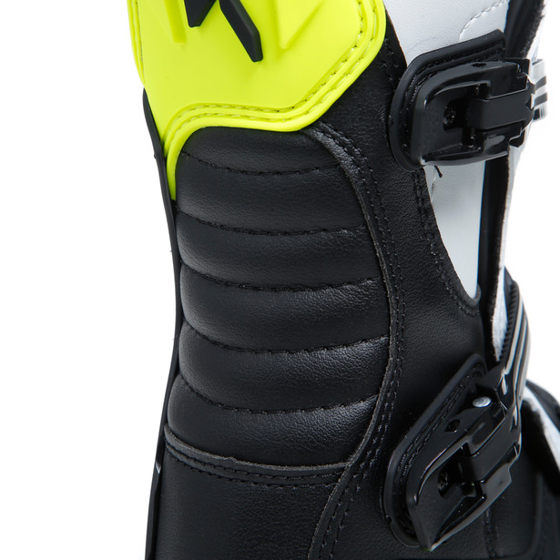 x-blast-black-white-fluo-yellowimagenumber9_152144.jpg