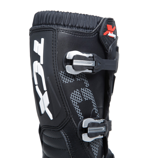 x-helium-michelin-blackimagenumber7_142019.jpg x-helium-michelin-blackimagenumber7_142019.jpg