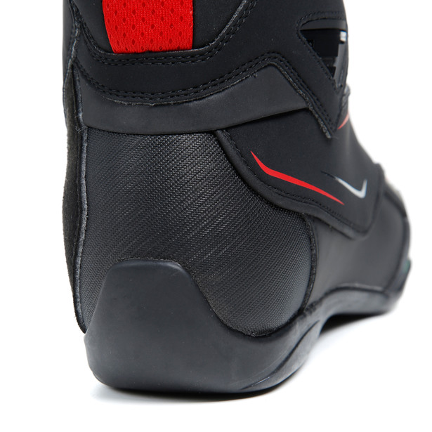 zeta-wp-black-redimagenumber9_125837.jpg