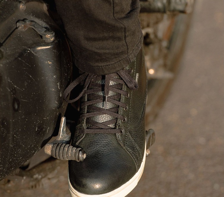 FireShotCapture375-TCXMOODGTXTRAINERS-BLACK-UrbanRider-www.urbanrider.co.uk_125518.jpg
