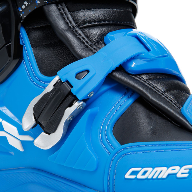 comp-evo-2-michelin-black-blueimagenumber7_152113.jpg comp-evo-2-michelin-black-blueimagenumber7_152113.jpg