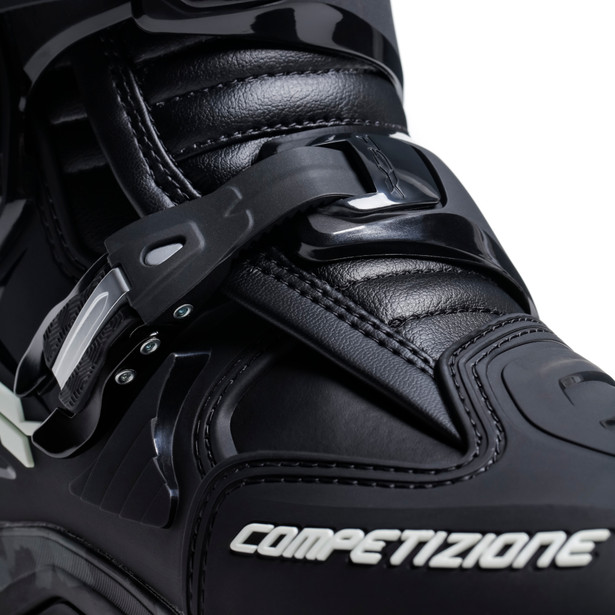 comp-evo-2-michelin-black-camoimagenumber6_152159.jpg comp-evo-2-michelin-black-camoimagenumber6_152159.jpg