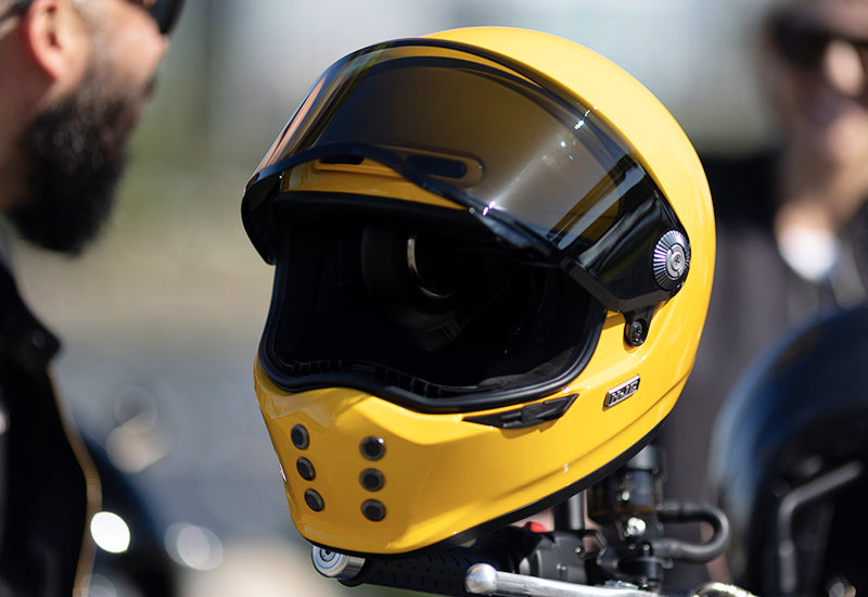 V-10-Fiberglass2_142302.jpg