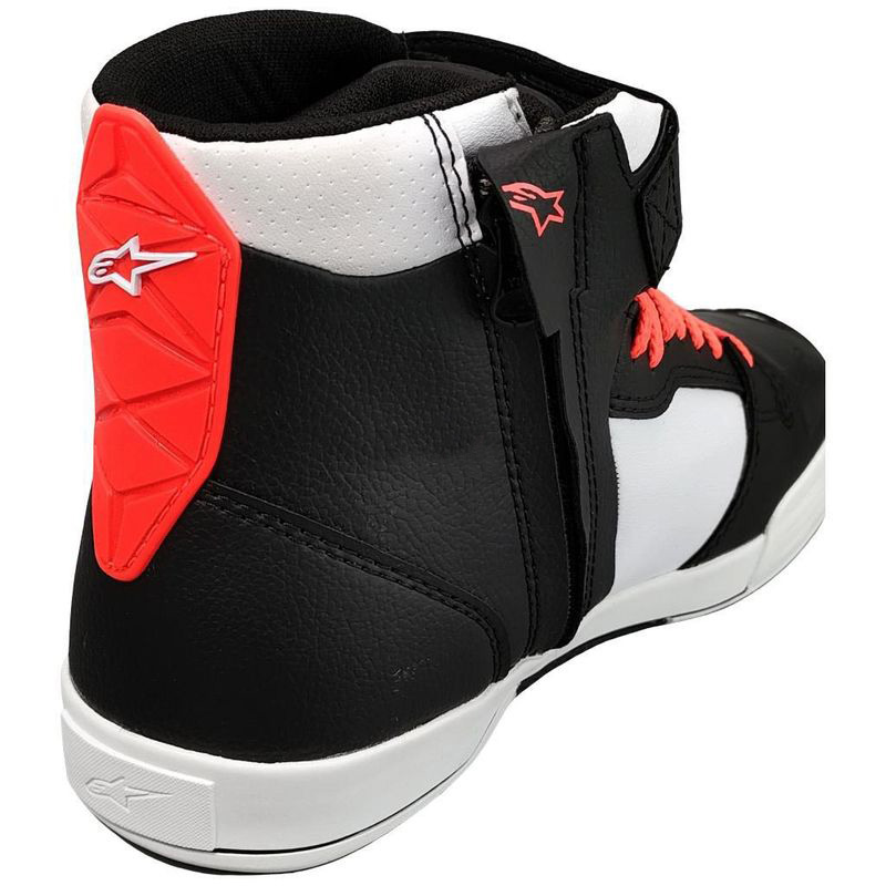 BLK-WHT-RED-FL-9_152539.jpg