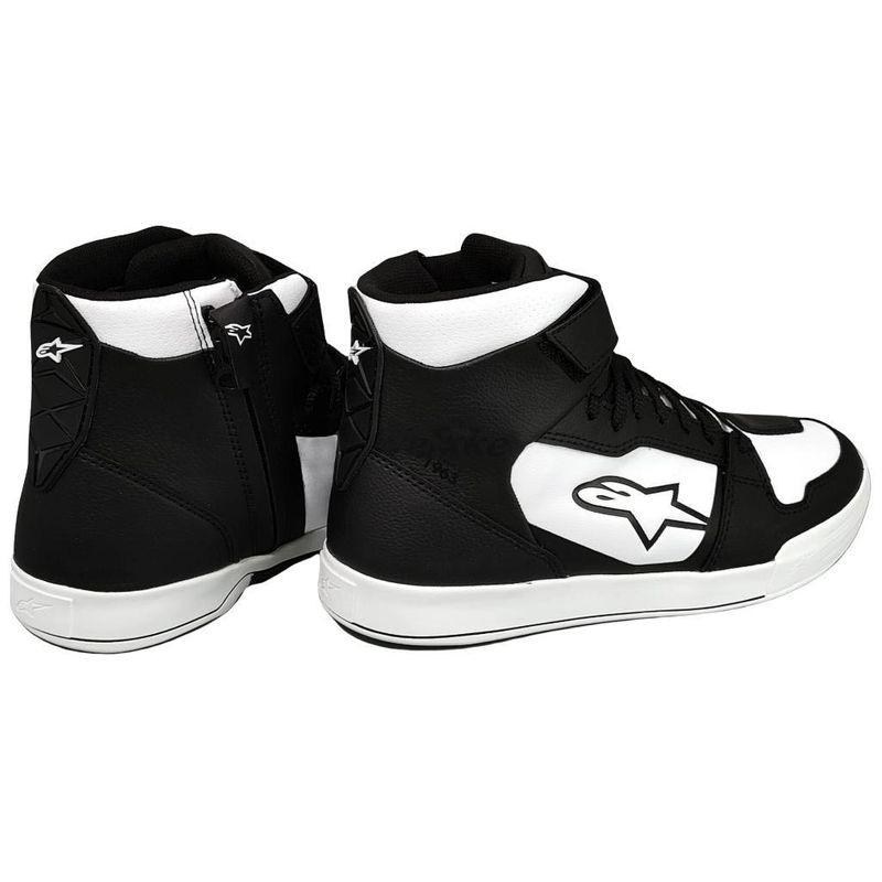 WHT-BLK-WHT-4_153418.jpg