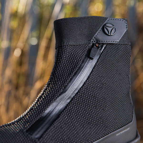 tcx_boots_firegun-1-wp_black_lifestyle2_103445.jpg