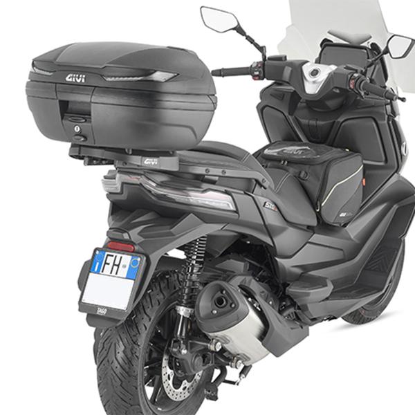Givi_V45NT_top_case_2l_165131.jpg