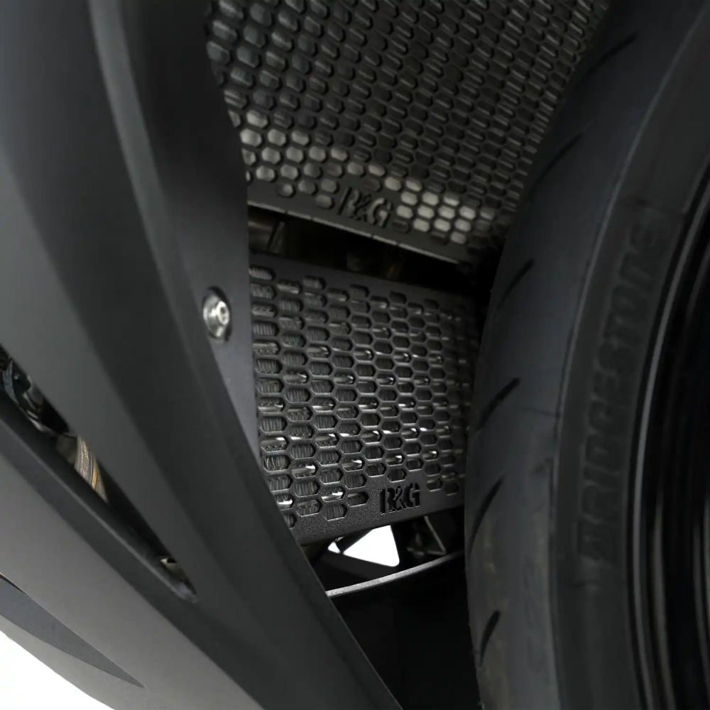 R&G BMW S1000RR 19이상, M1000RR 21이상, S1000R 24이상, M1000R 23이상 S1000XR M1000XR 20이상 오일 쿨러 가드 OCG0049PROBK