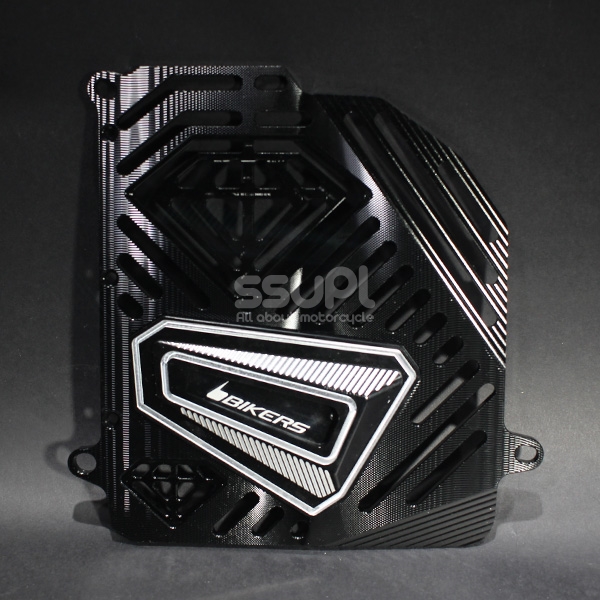 바이커스 NMAX125 15-20 CNC 라디에이터 가드 (블랙) RDC01-BK