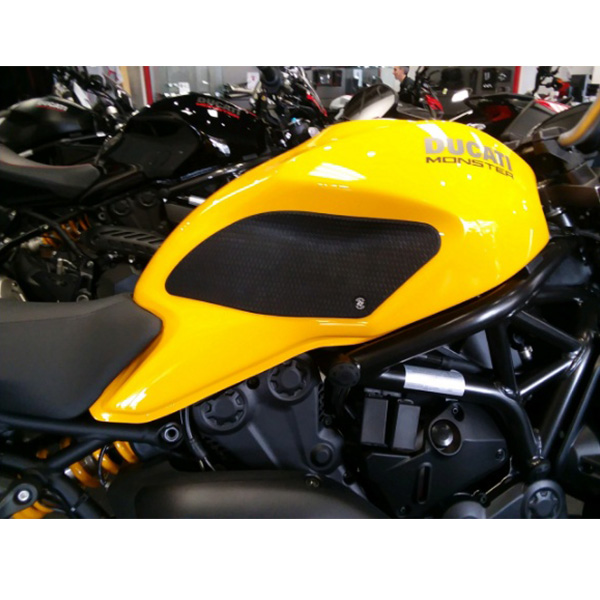 테크스펙 두카티 몬스터1200S 17이상 니그립패드 62-1515-SS