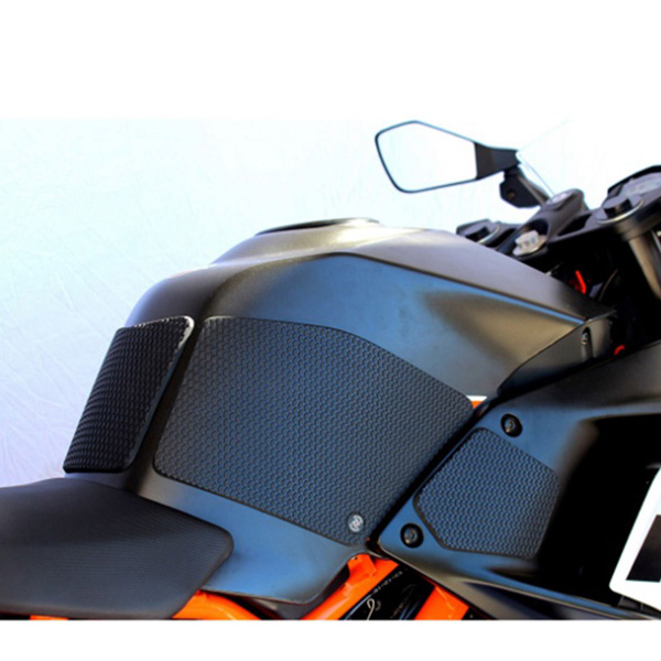 테크스펙 KTM RC390 14이상 니그립패드 62-4504-SS