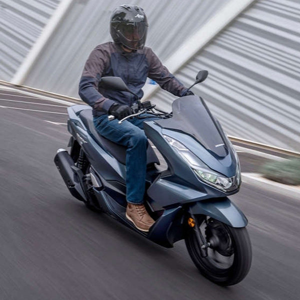 GIVI PCX125 18이상 리어캐리어 SR1190
